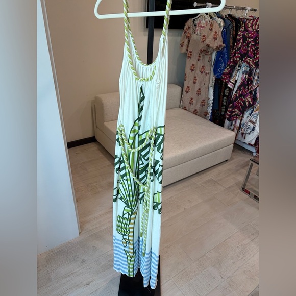 Farm Rio: Off-White Banana Tree Euroflax™
Premium Linen Maxi Dress - Picture 6 of 9